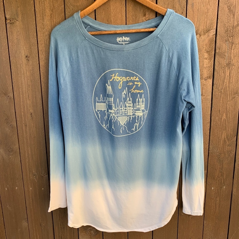 Harry Potter | Hogwarts is my Home Sz M Ombré Tee